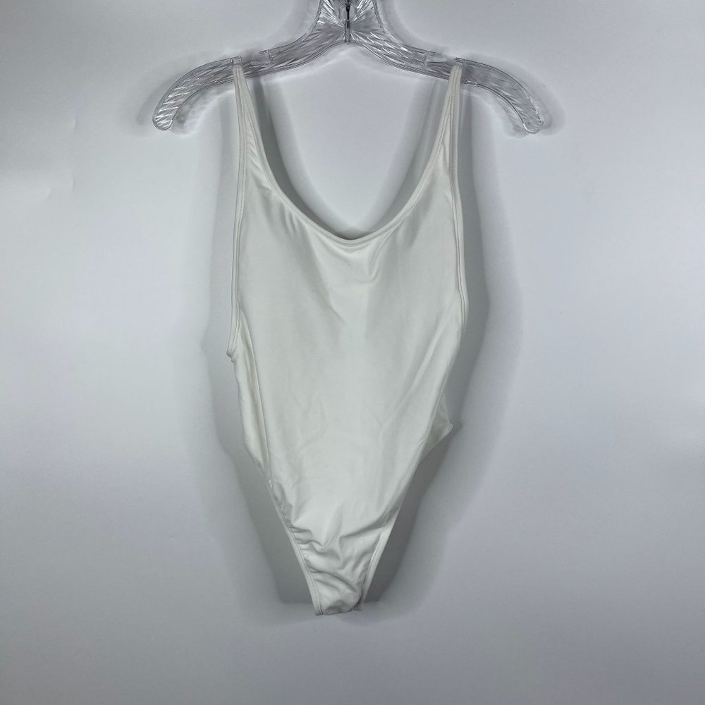 Xhilaration Womens One Piece Swimsuit Size S Scooop Back White NWT